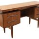 Bureau vintage en teck fresque G-Plan 'Frettenham'
