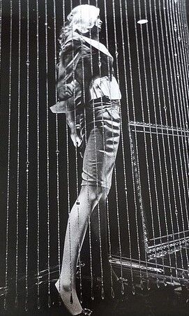 Motoki Lee title "moderu japan, 2006 / 2007 " photograph