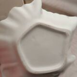 Numbered porcelain leaf pocket emptier