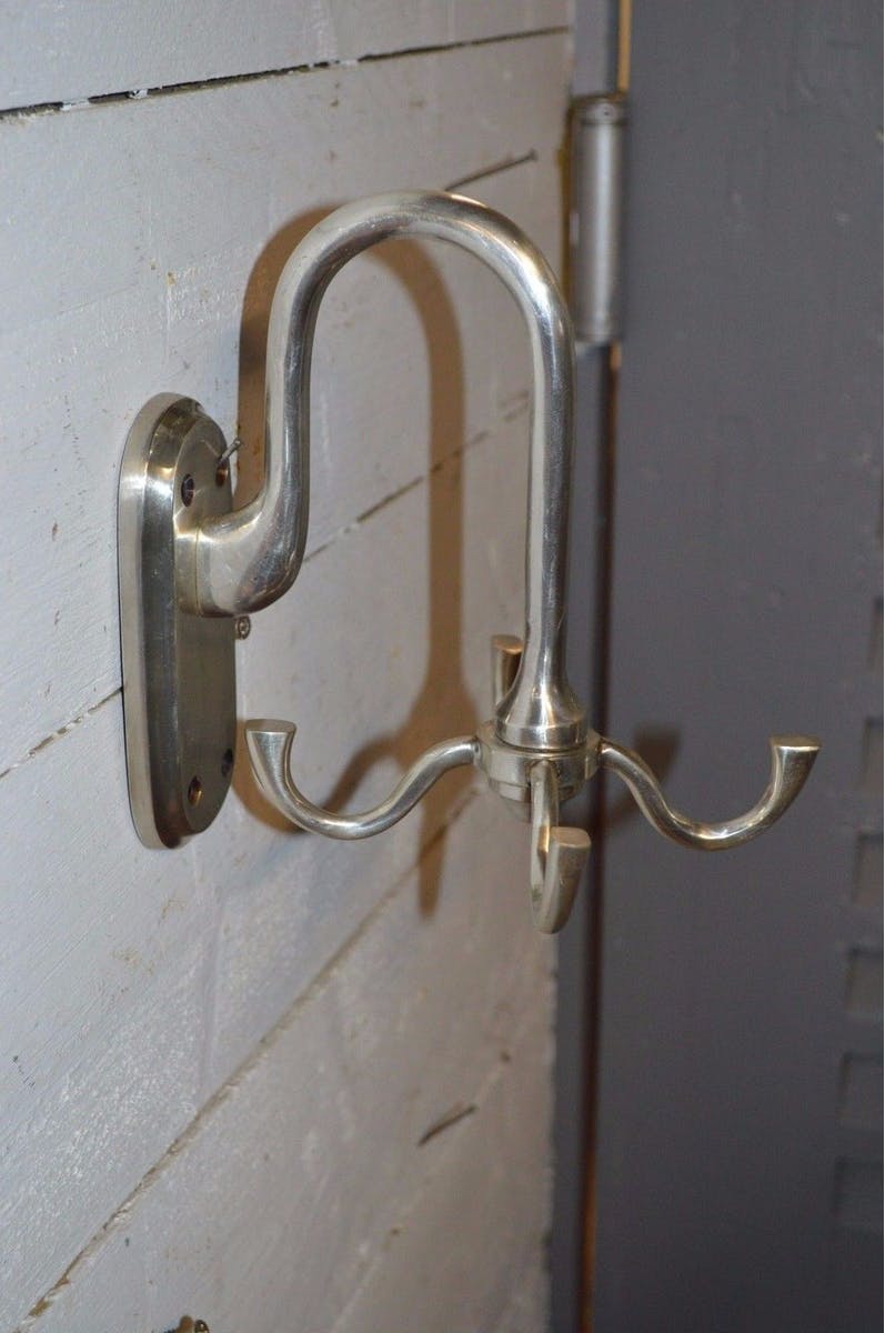 Porte manteau rotatif en laiton argenté