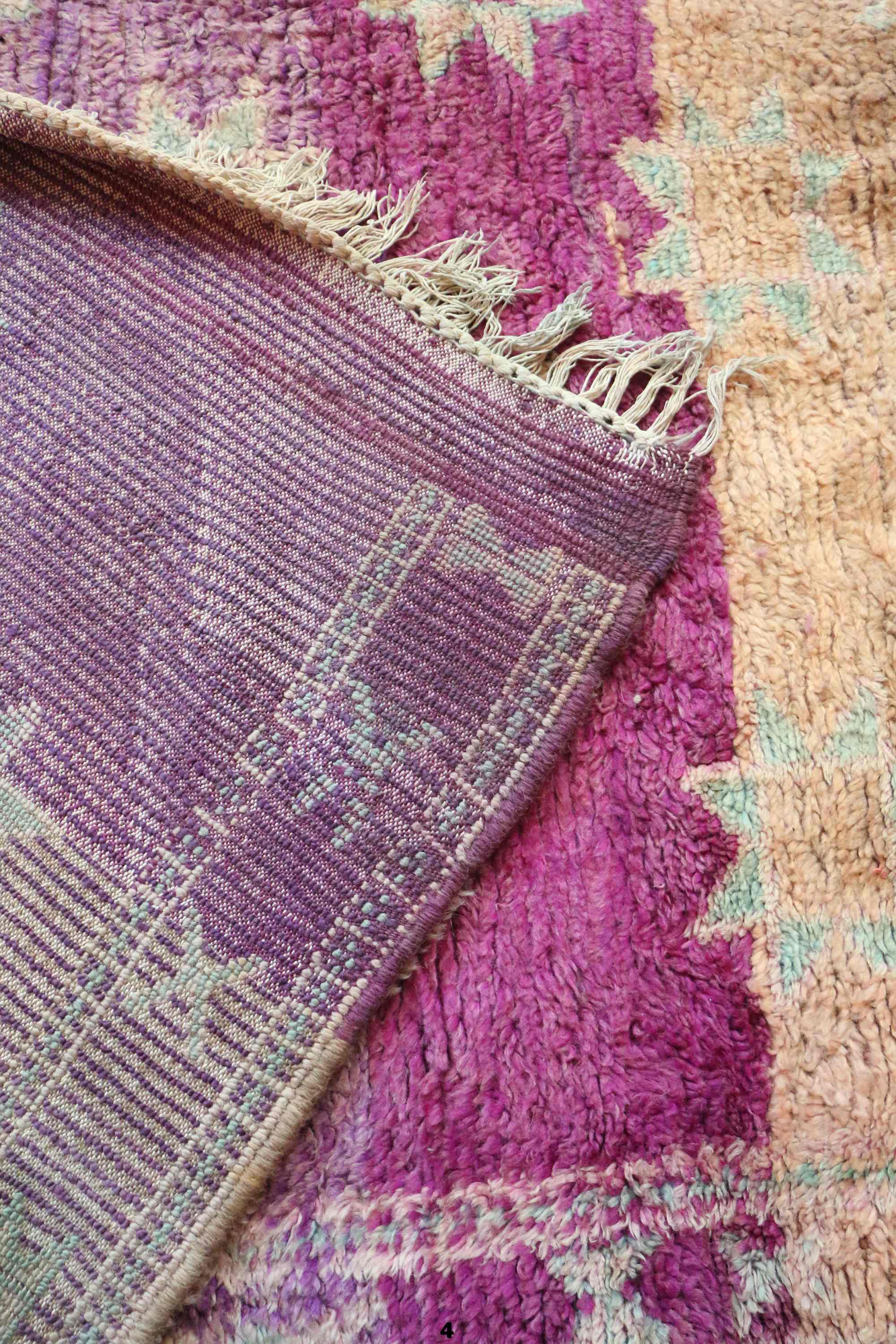 Moroccan vintage carpet - 212 x 307 cm
