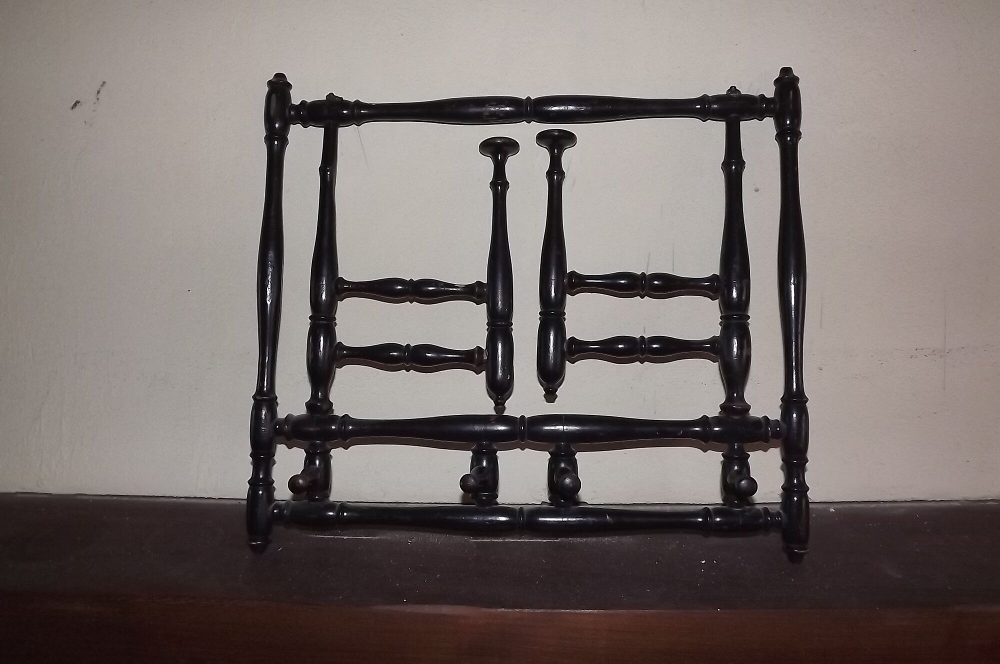 Wearing coats Napoleon III blackened wooden 6 hooks