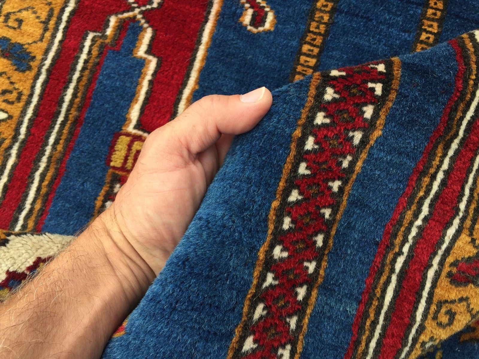 Turkish vintage prayer rug vegetable dye 170x100cm