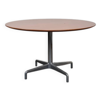 Table italienne de Giancarlo Piretti