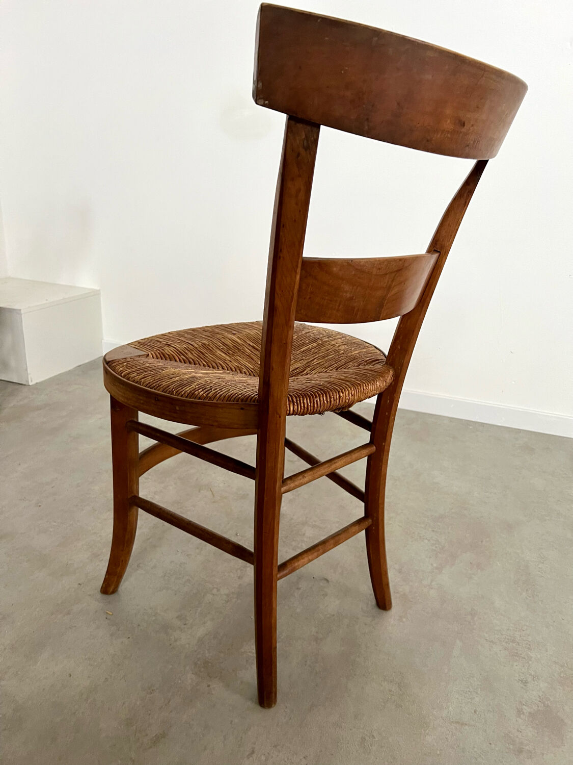 Lot de 6 chaises de ferme rustique début XX eme en bois / bistrot