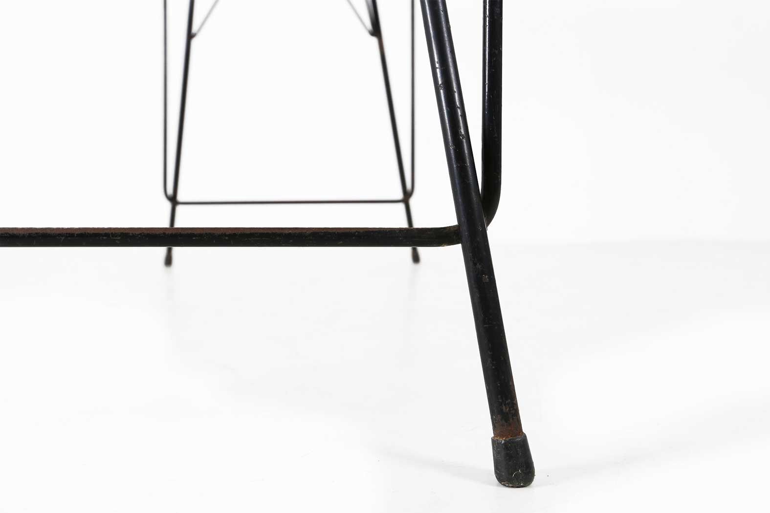 Willy Van der Meeren desk