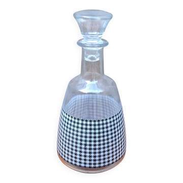 Glass carafe with Vichy decoration
