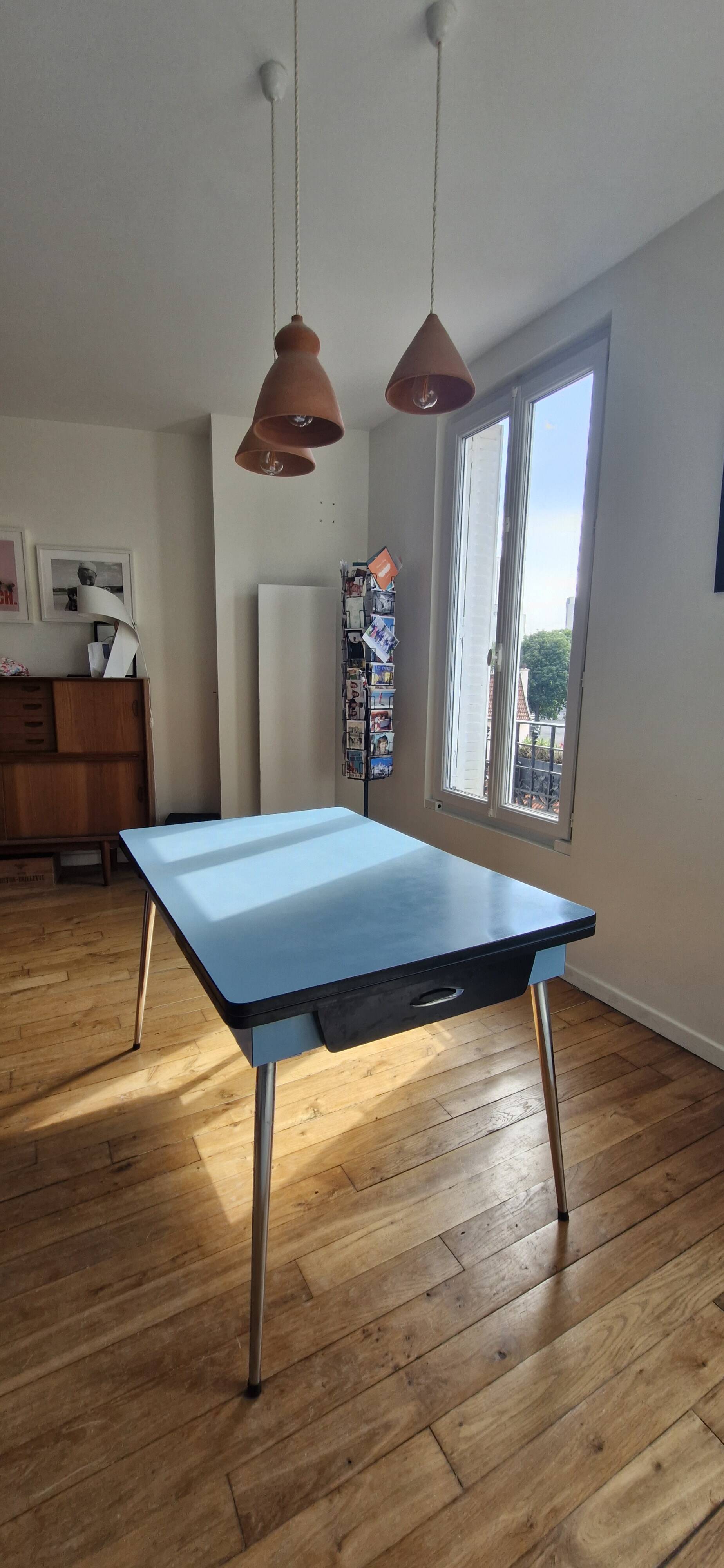 Extensible dining table, formica, 1970s