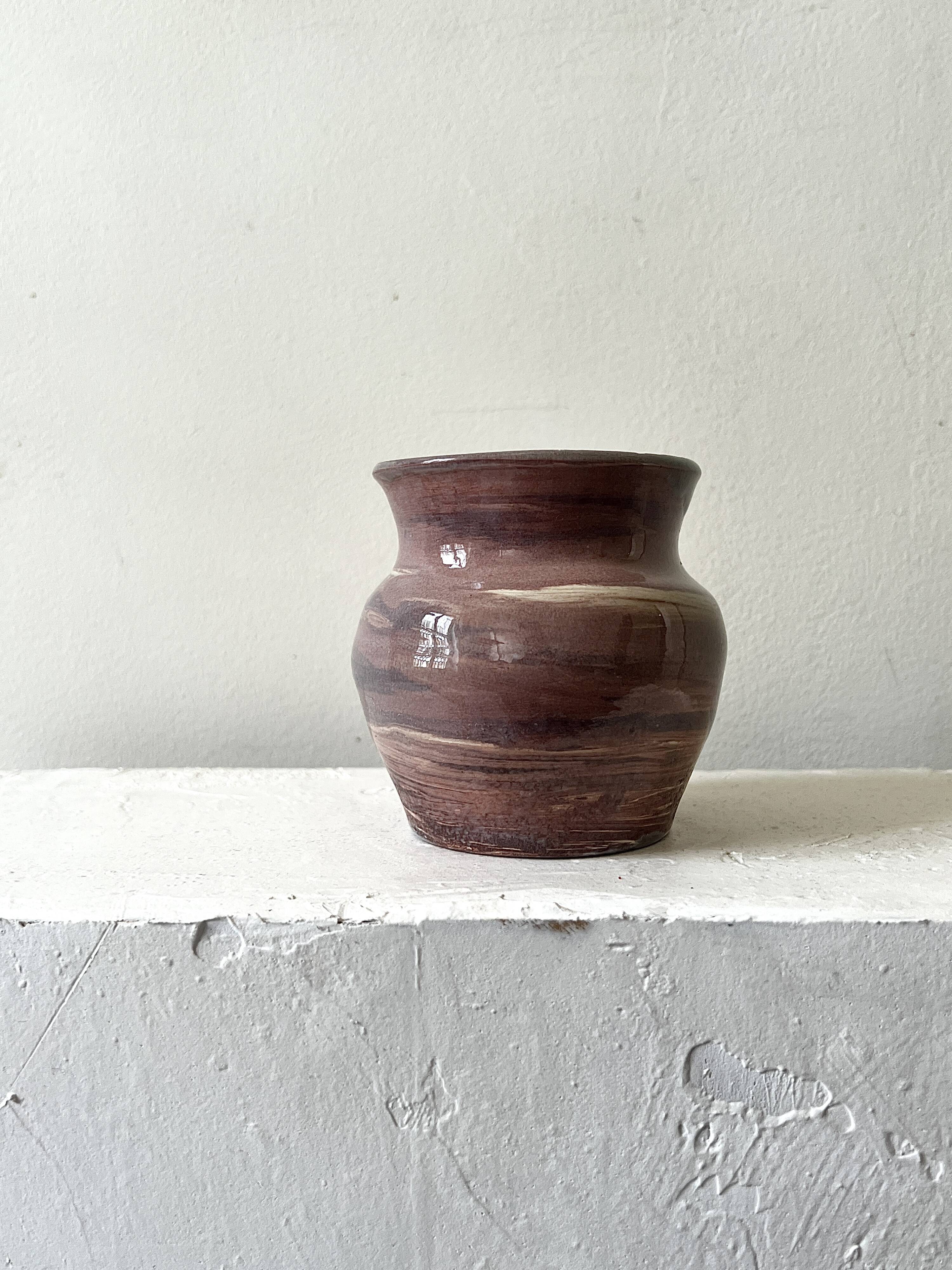 Handmade ceramic vase in powder pink glaze, signed underneath the base 1988.