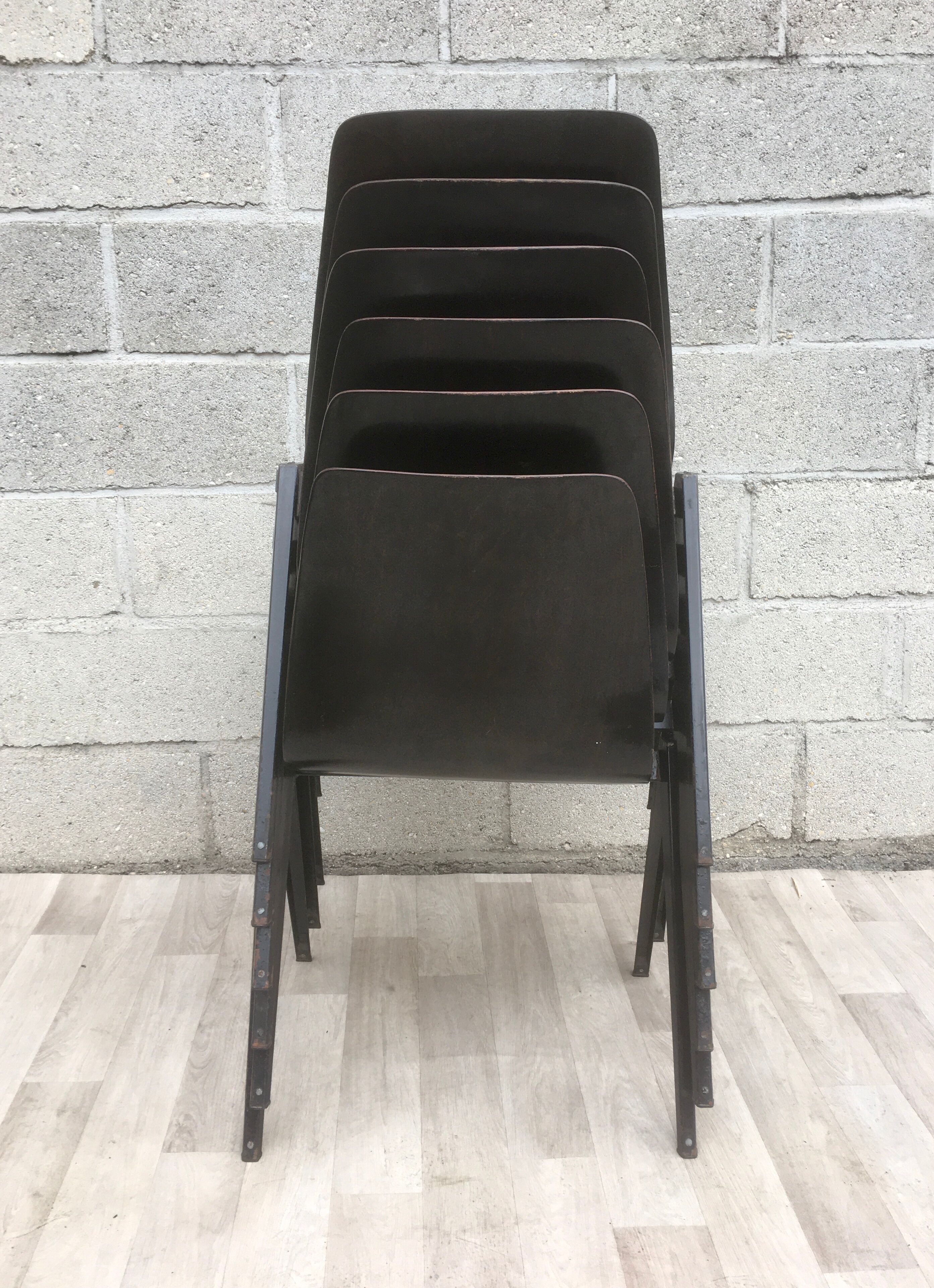 Set of 6 Dutch design and vintage chairs S22