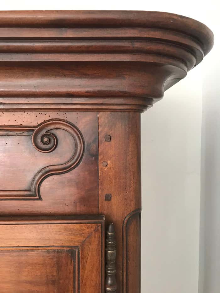 Bressane wardrobe - 18th France