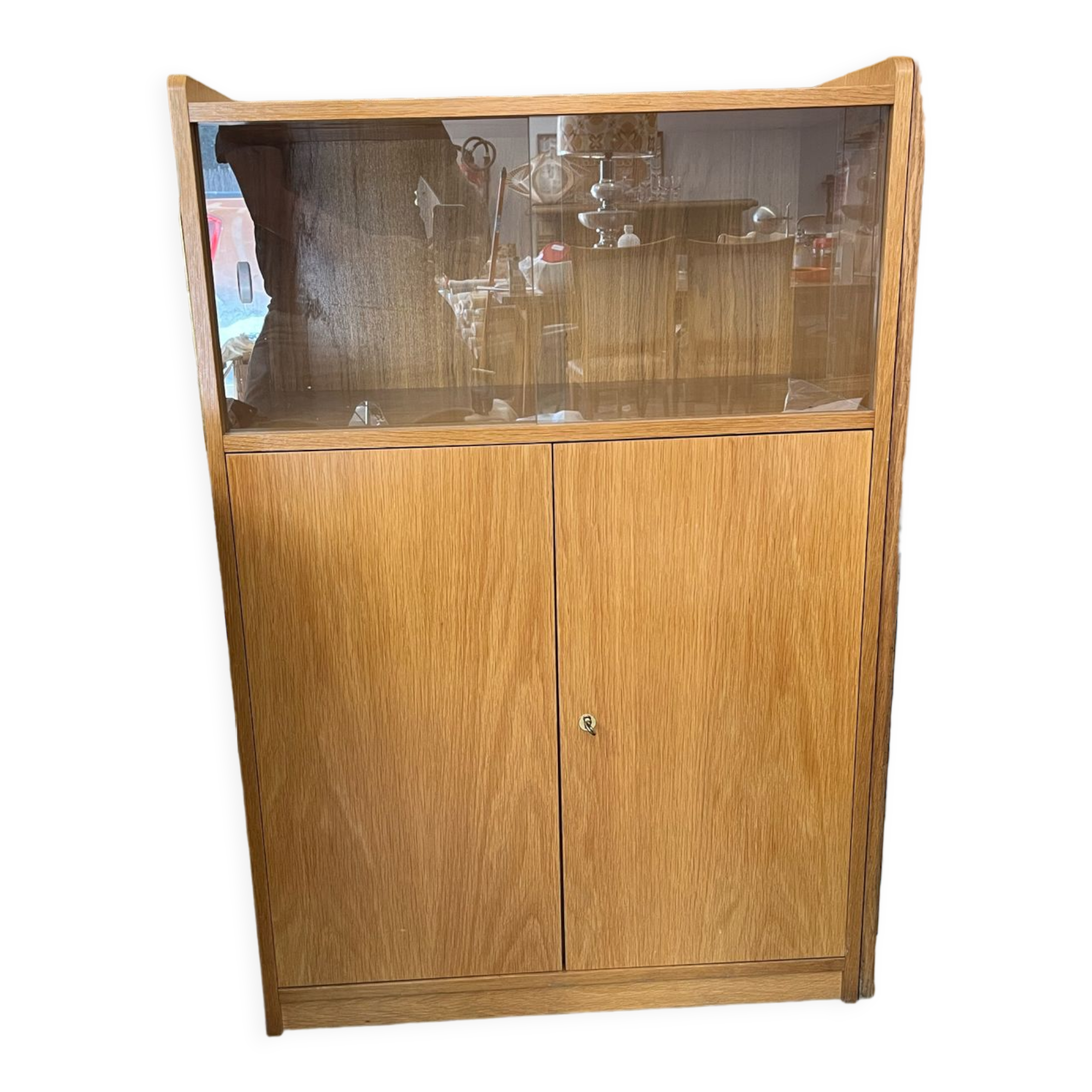 Showcase furniture 50s