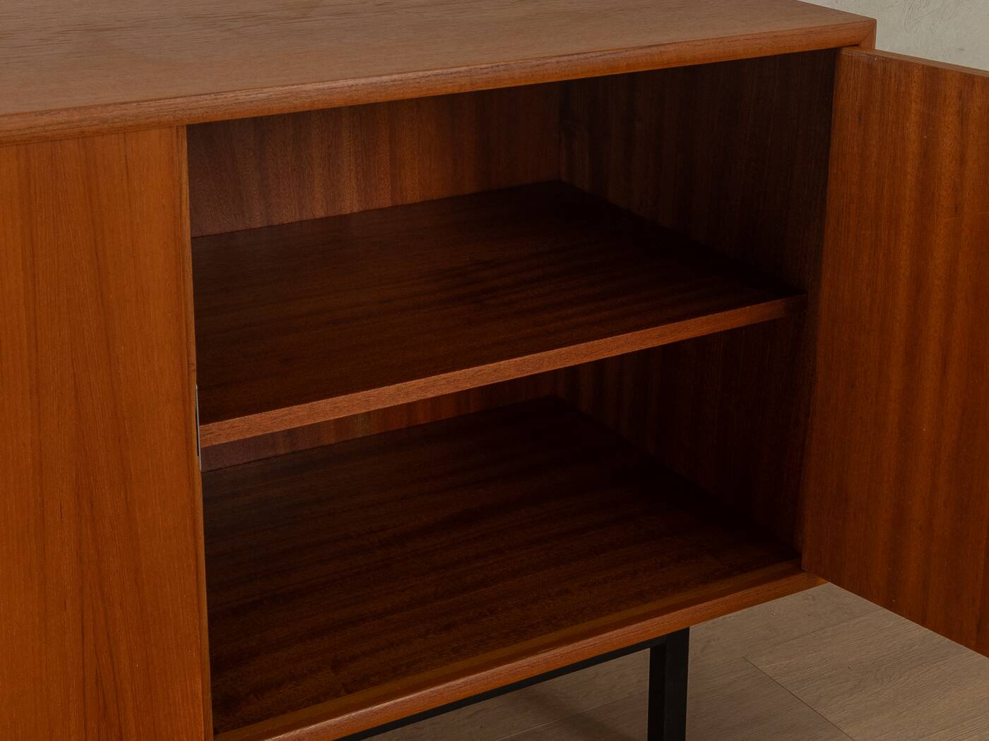 Sideboard with Colorful Drawers, Wk Möbel