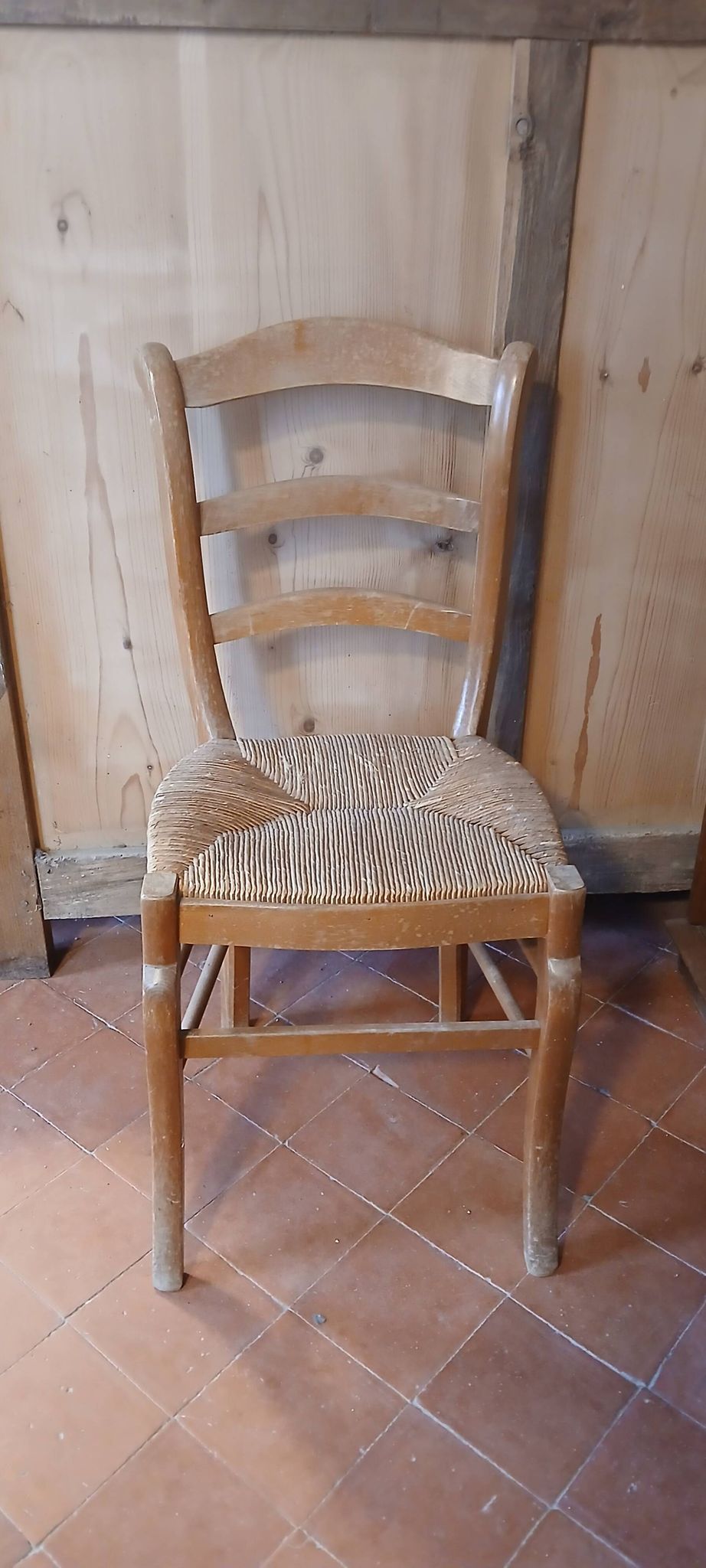 Chaise artisanale