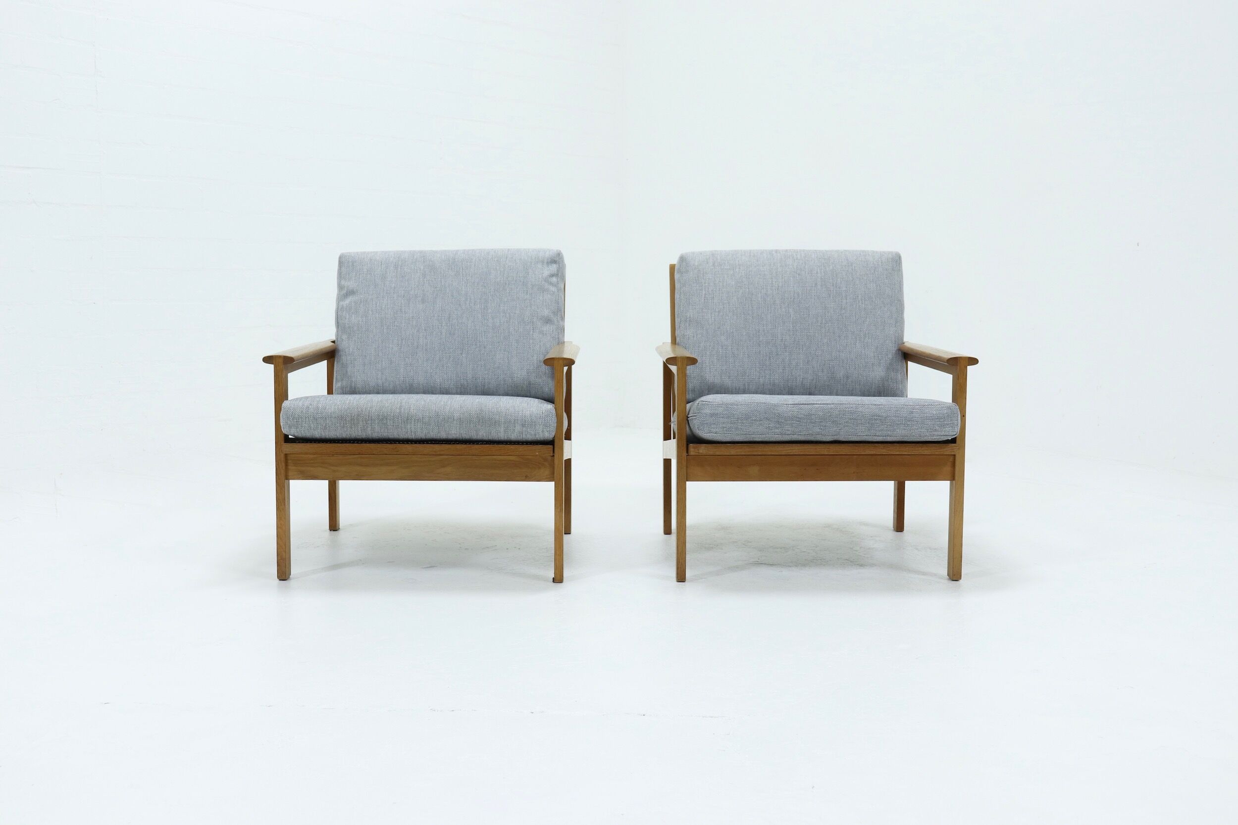 Lot of 2 capella chairs by Illum Wikkelso for N.Eilersen 1960s