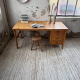 Bureau pin suédois style aperldoon 1970