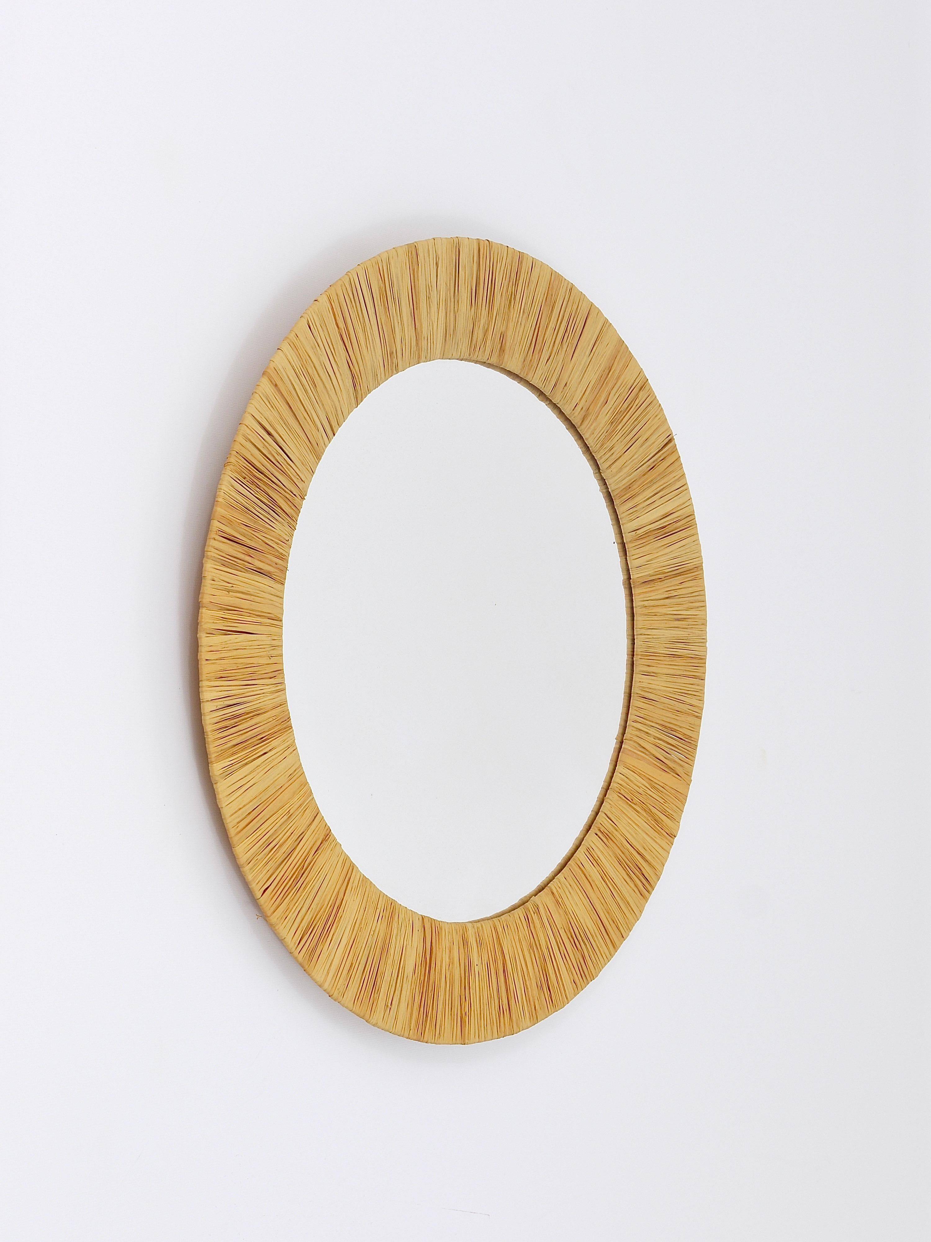 Mid-century Round Wall Mirror Italian Riviera in Raffia with a Bast Frame, 1950s