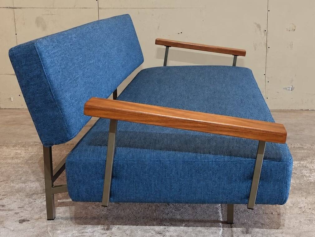 Early Edition Dutch Design 3-Seater Sofa / Daybed Model Lotus by Rob Parry