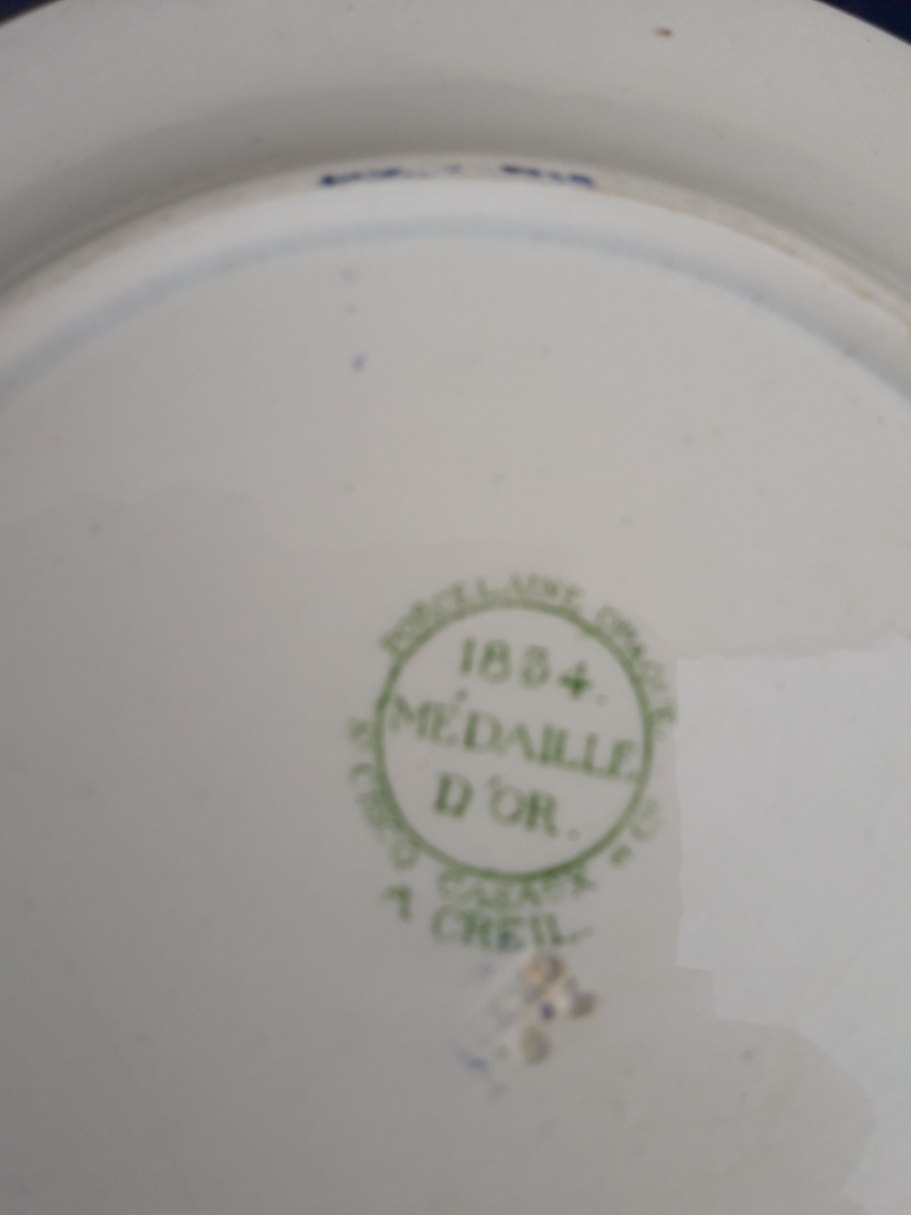 2 plates in opaque porcelain by Creil Sté Cricq Casaux and Co. gold medal 1834