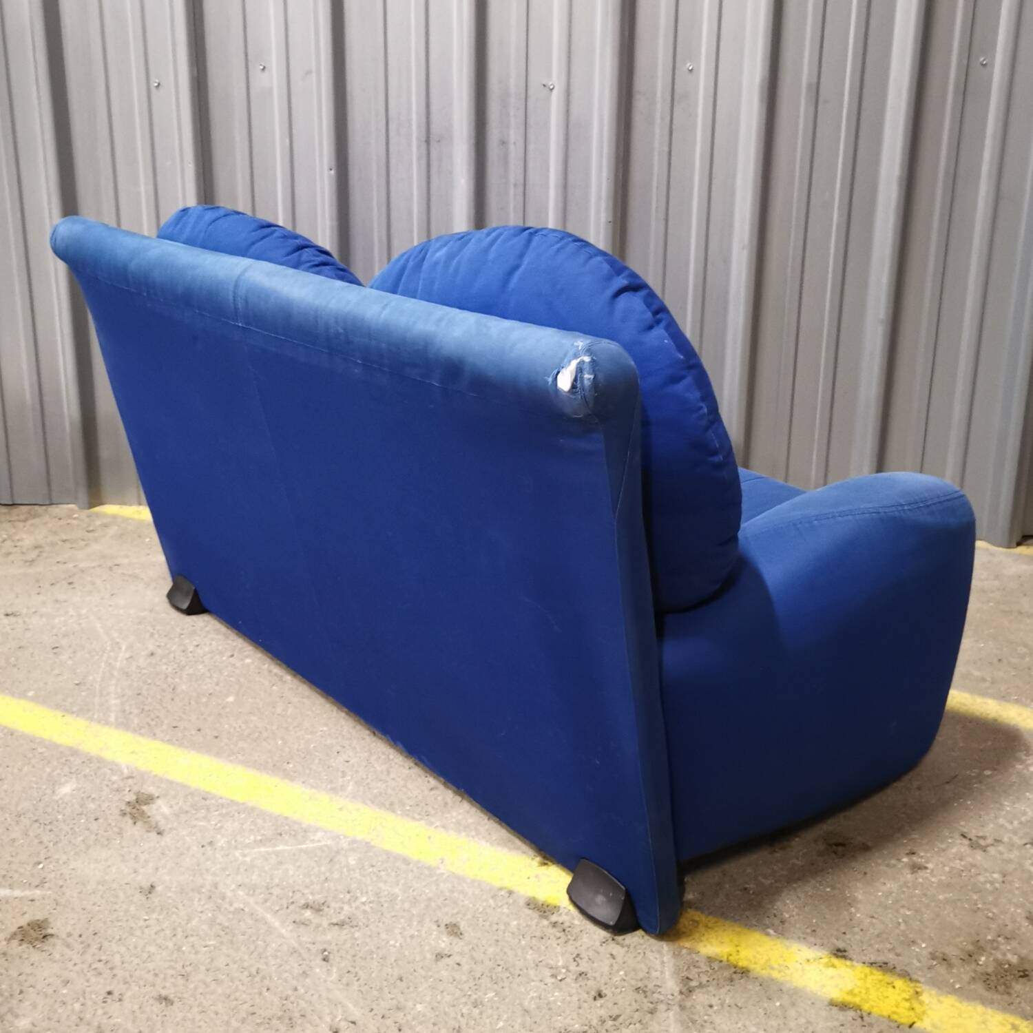 Sofa / Sofa "Times" by Toshiyuki Kita for Cassina