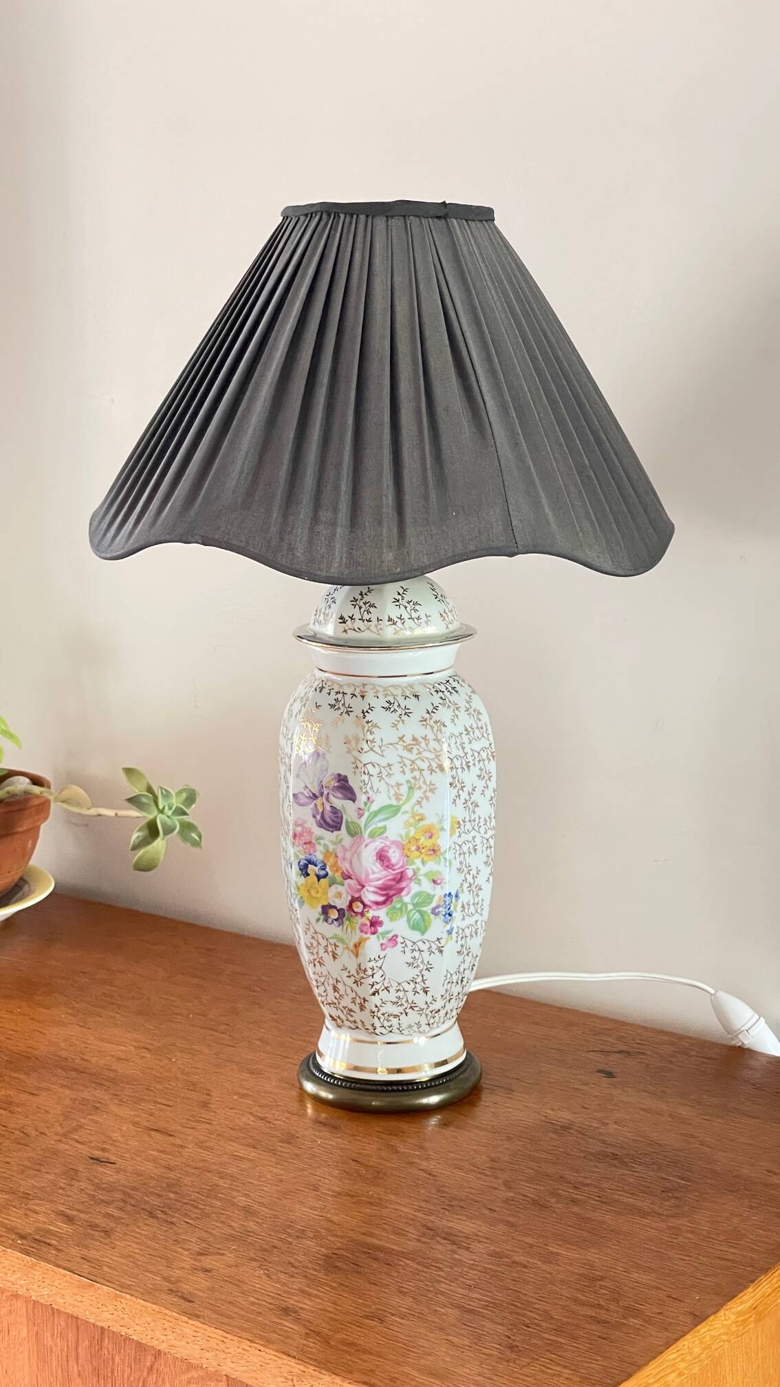 LAMP Porcelain from LIMOGES France