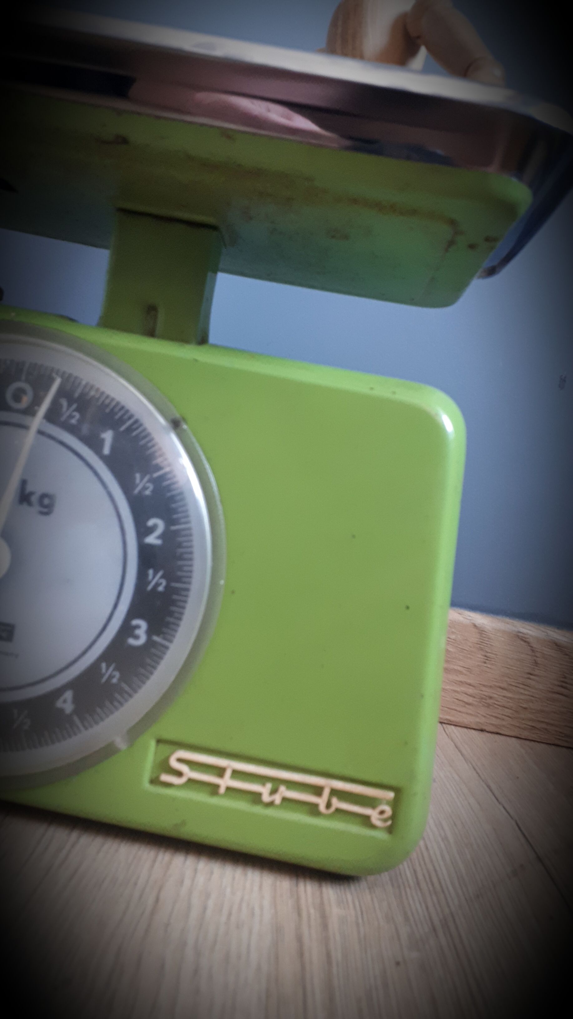 Stube scale 10kg green