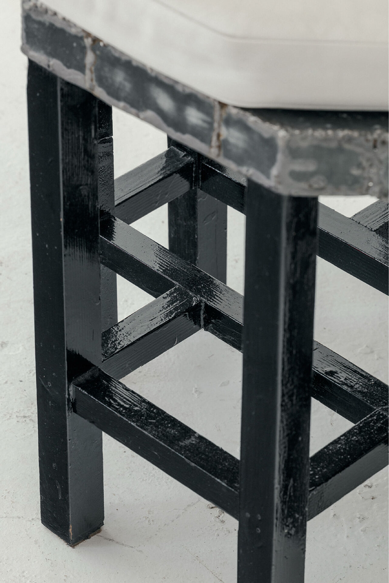 Postmodern Throne Chair in Black Lacquered Wood, Iron Sh
