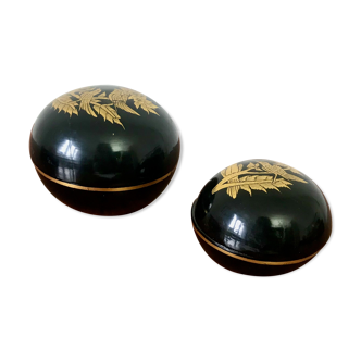 Black and gold nesting boxes
