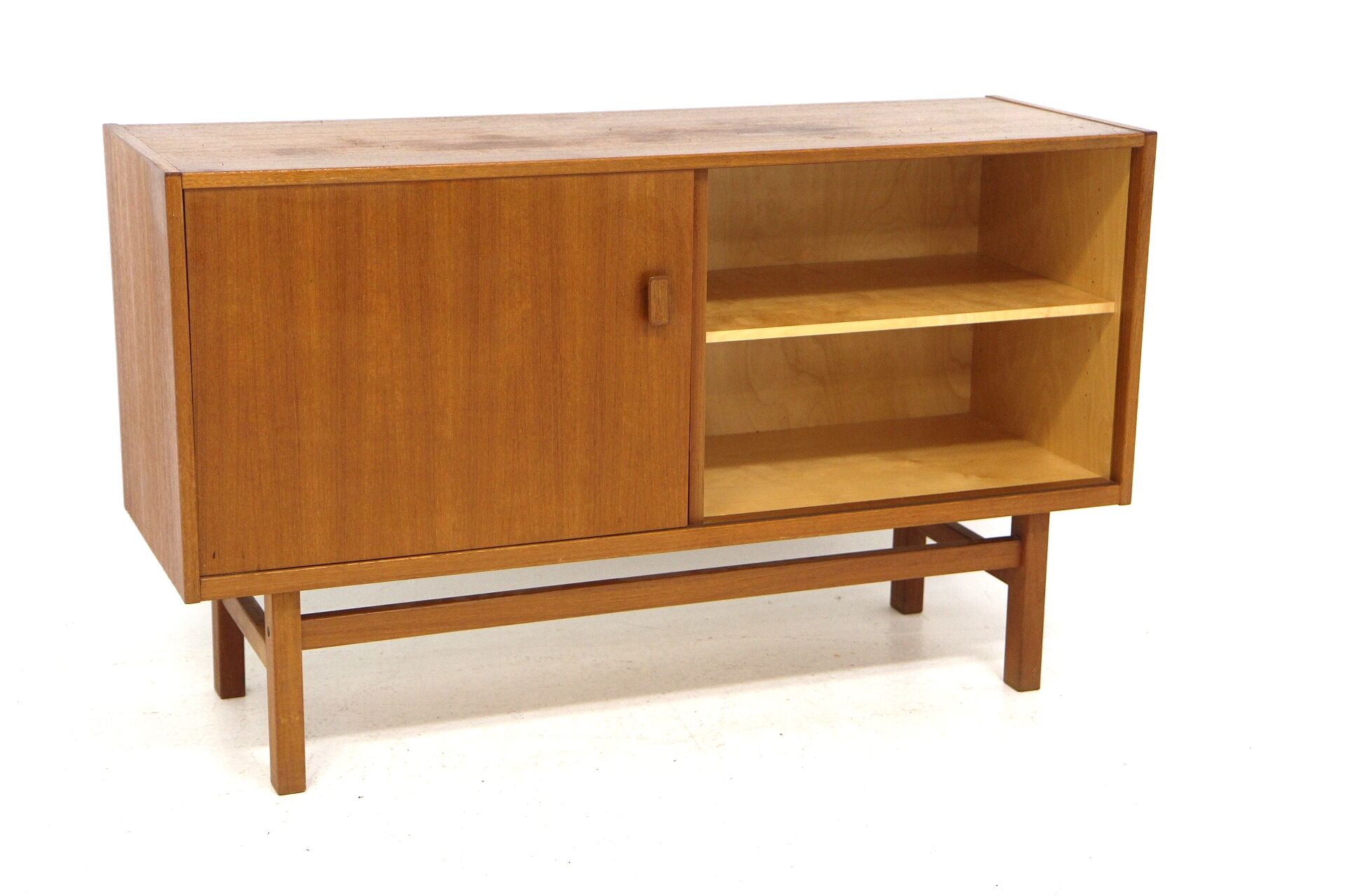 Teak enfilade "Viken", Nils Jonsson, Hugo Troeds, Bjärnum, Sweden, 1960