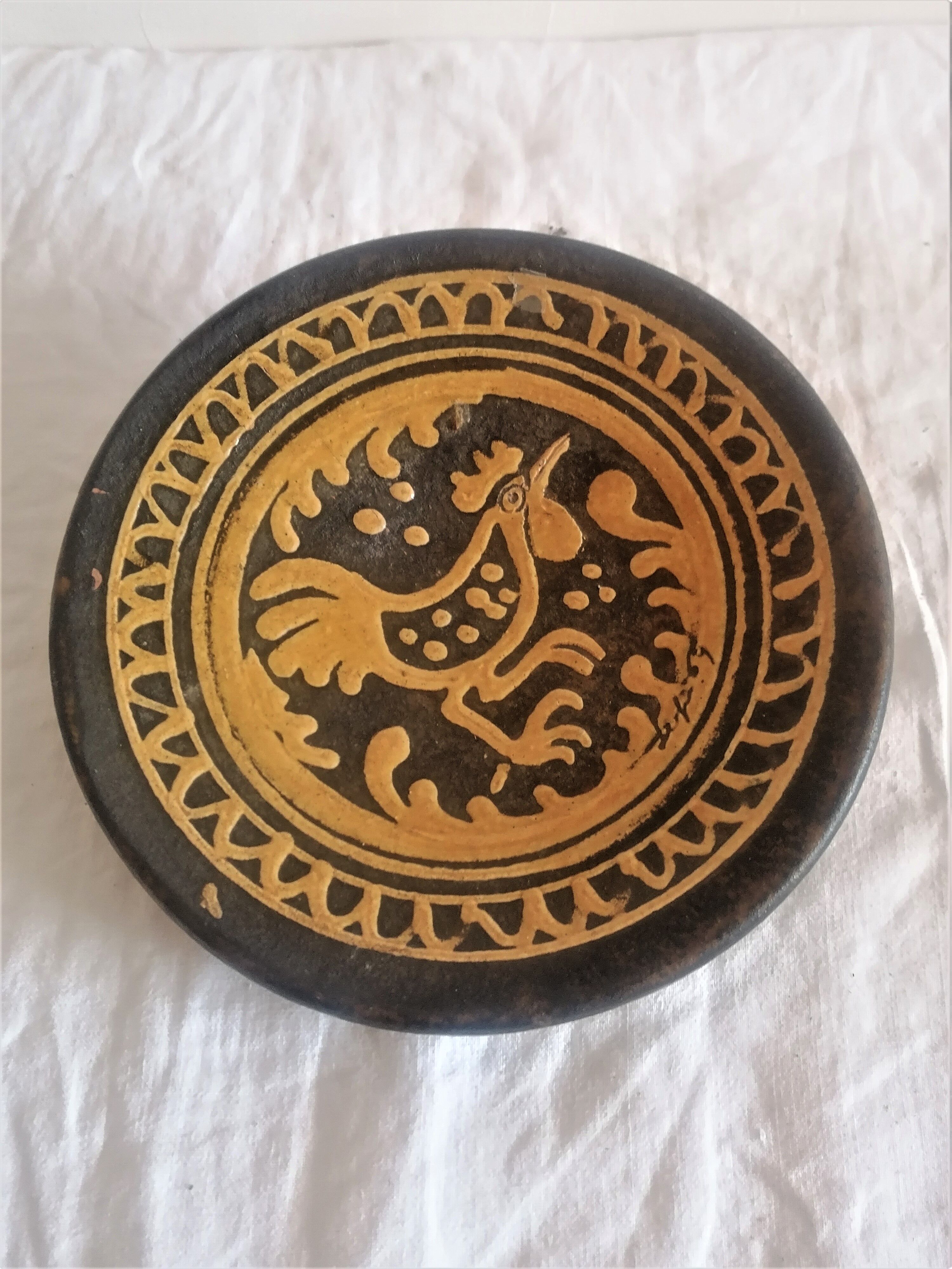 Old glazed terracotta plate. Safi. Year 69.