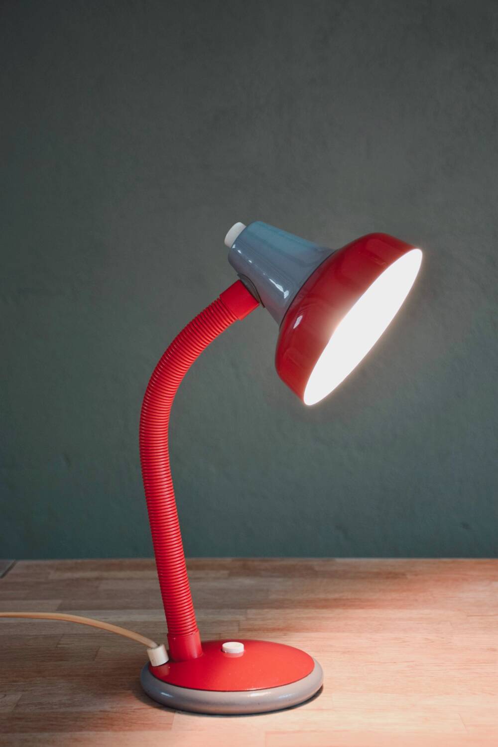 Lampe de bureau orange