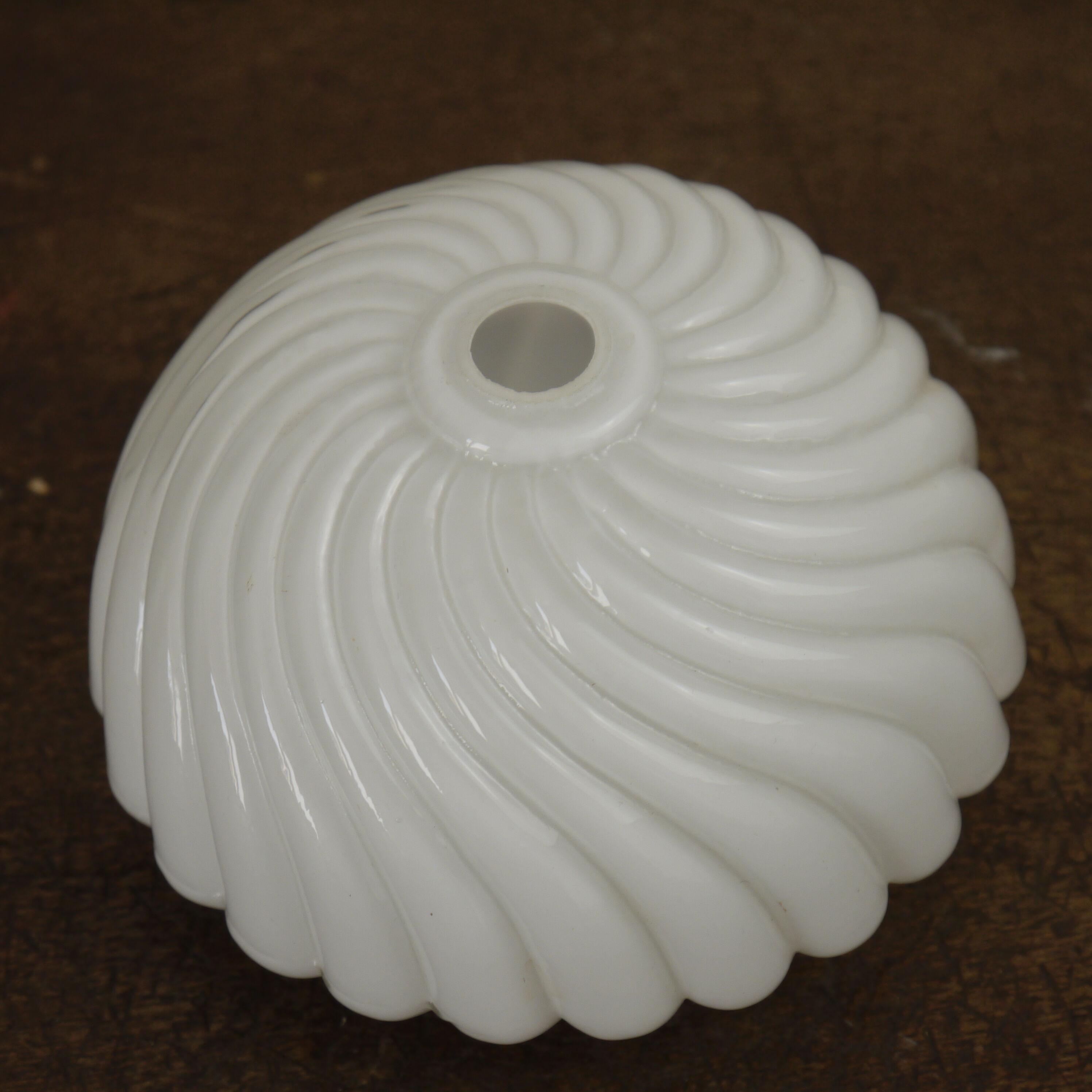 White glass suspension