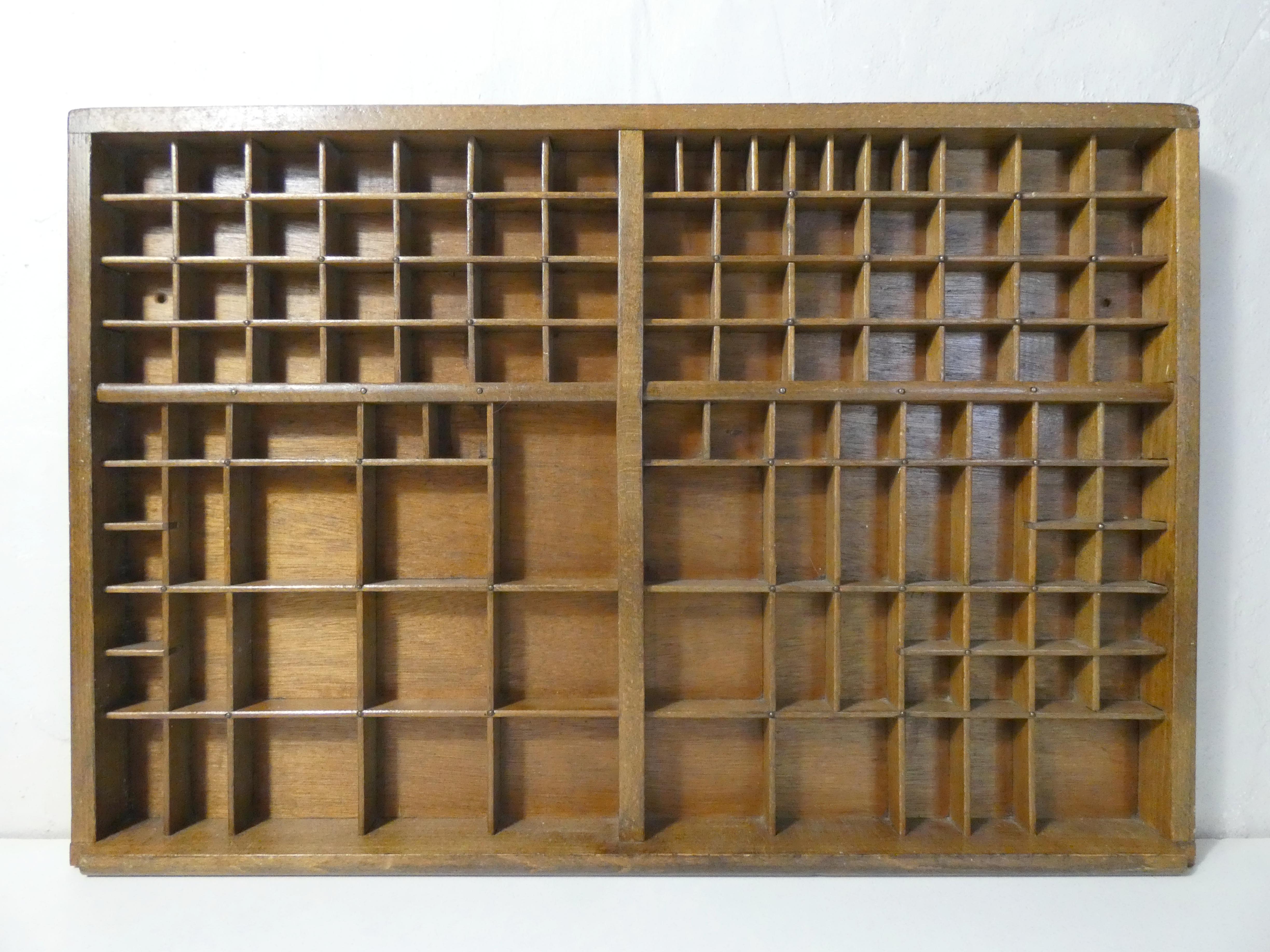 Old printing locker shelf in Trinket