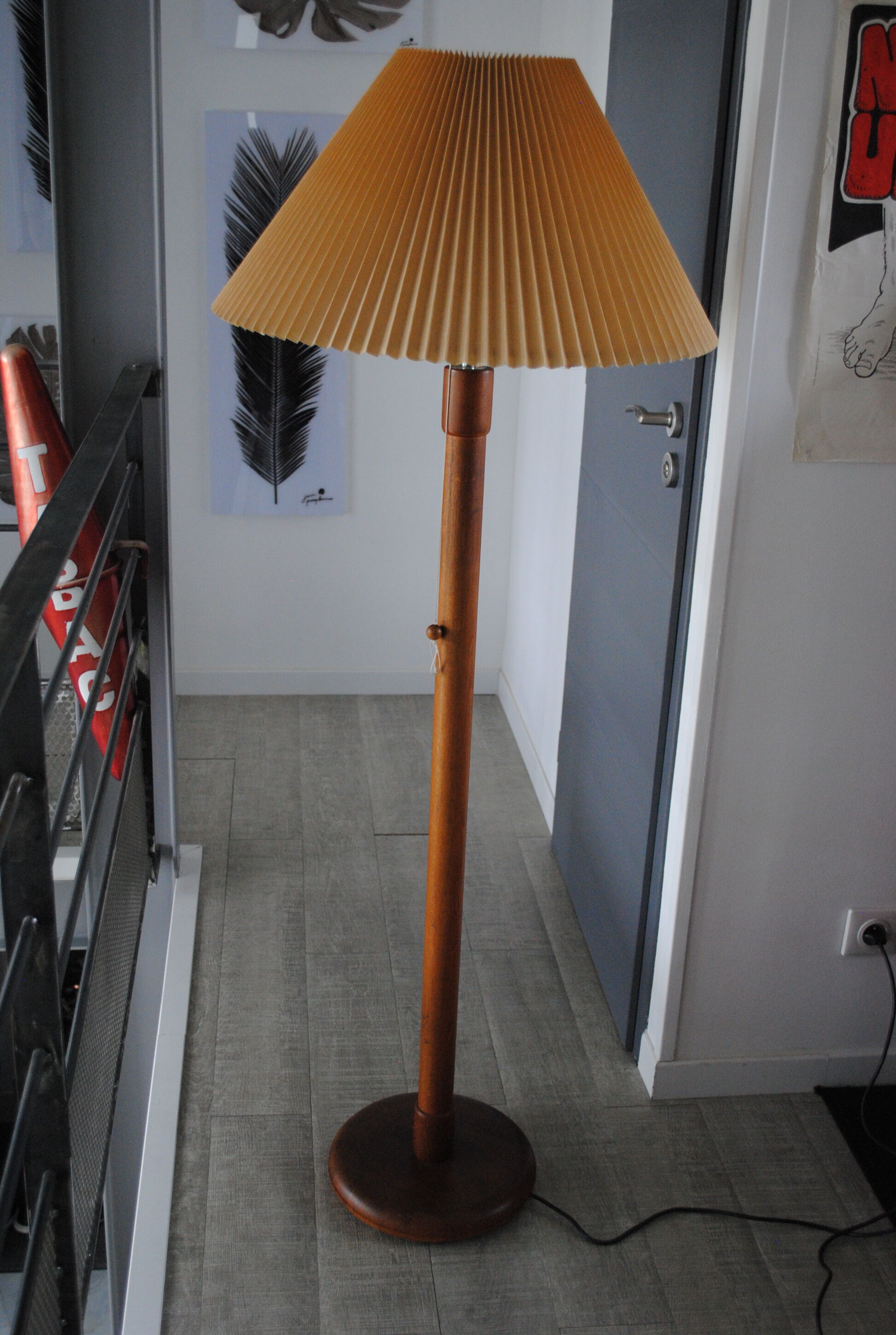 Scandinavian wooden lamppost