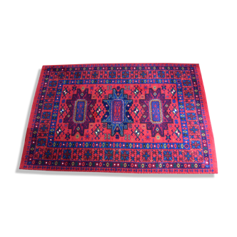 Hand woven wool rug 200 x 300 cm