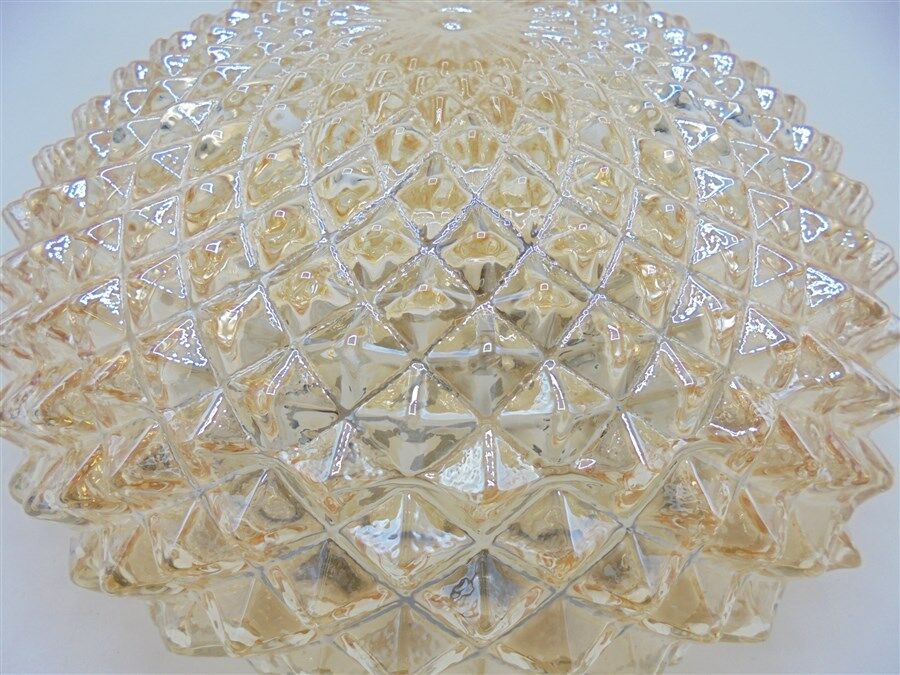 Round ceiling light
