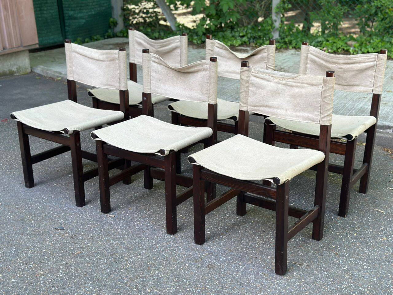 6 Scandinavian design safari dining chairs from the 1960s.