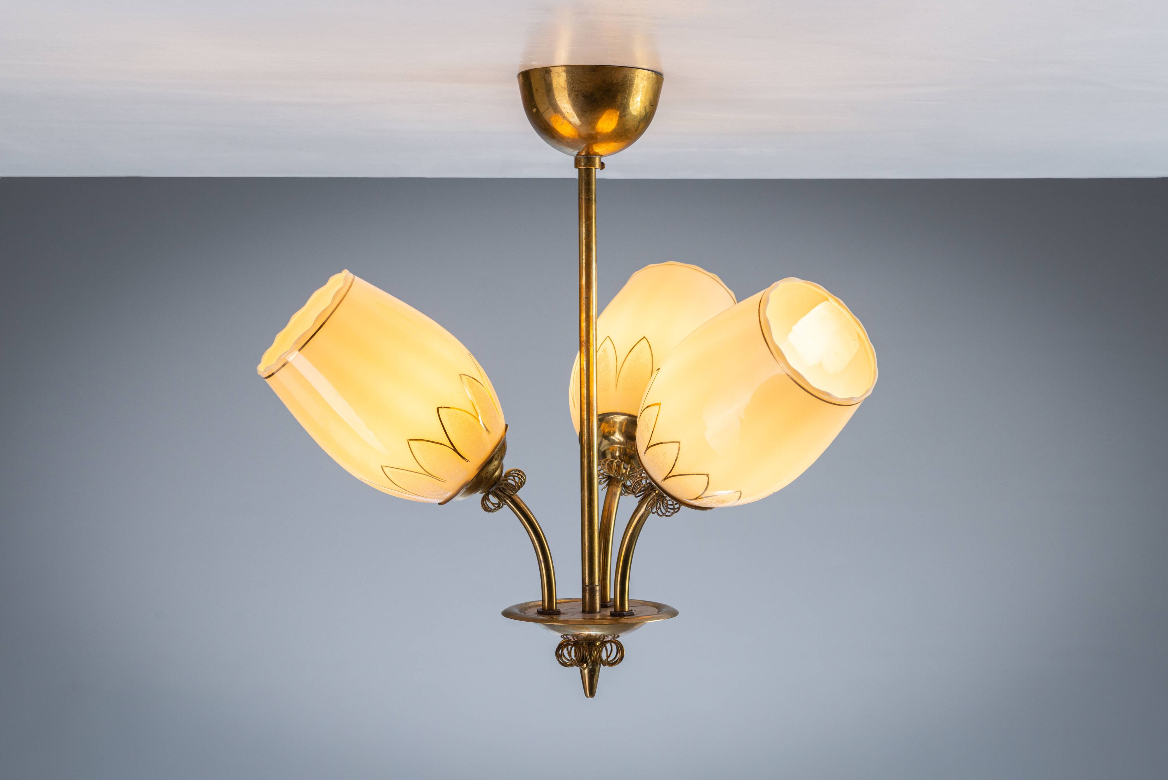 Itsu ER 1503/3 decorated chandelier with three shades, Finland, 1940s