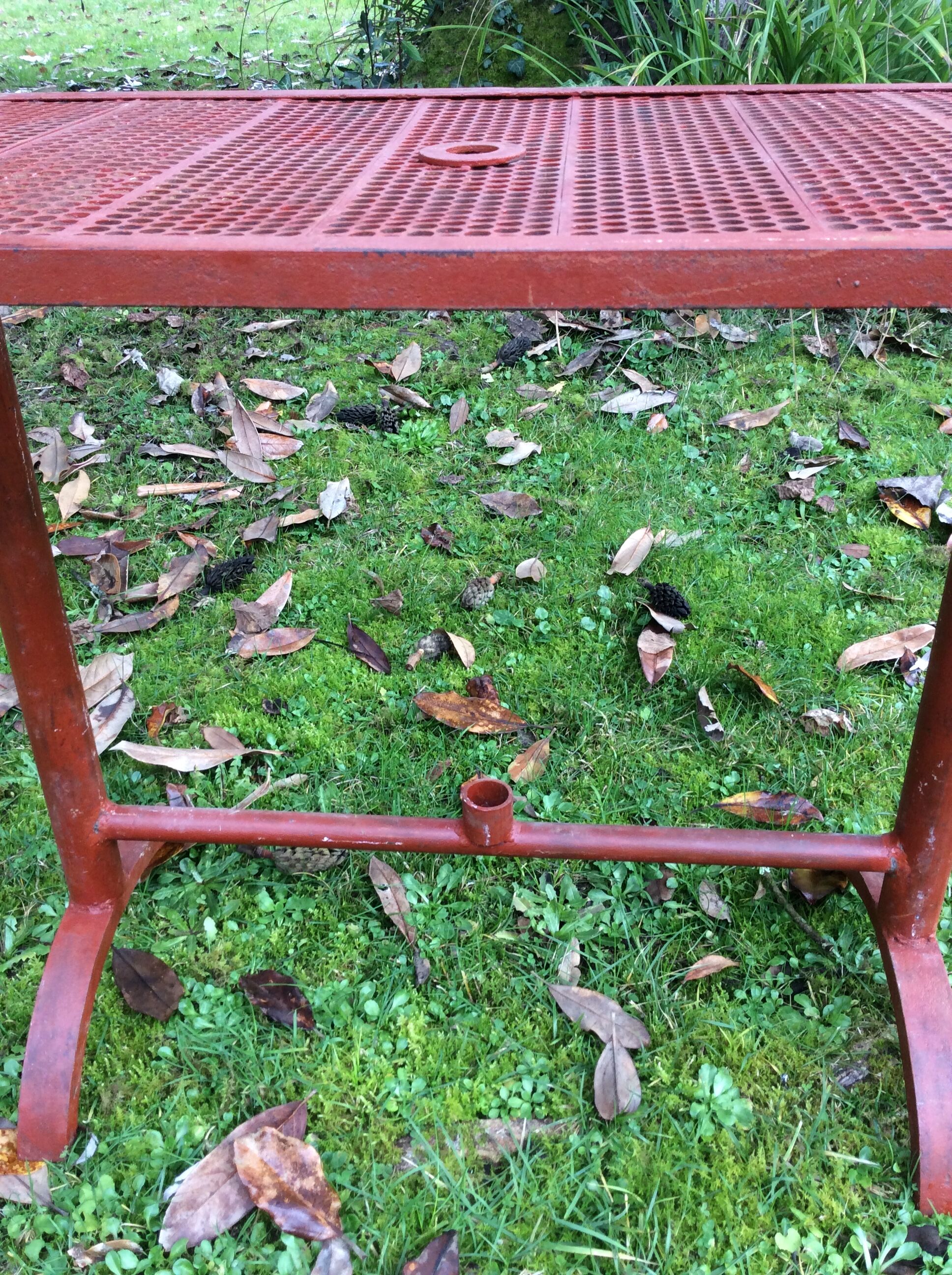 Table René Malaval, bistro table