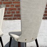 Set of 4 vintage Baumann chairs, in wood and white faux leather, model ESSOR.