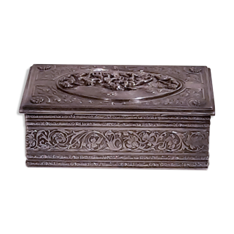 Silver metal jewelry box