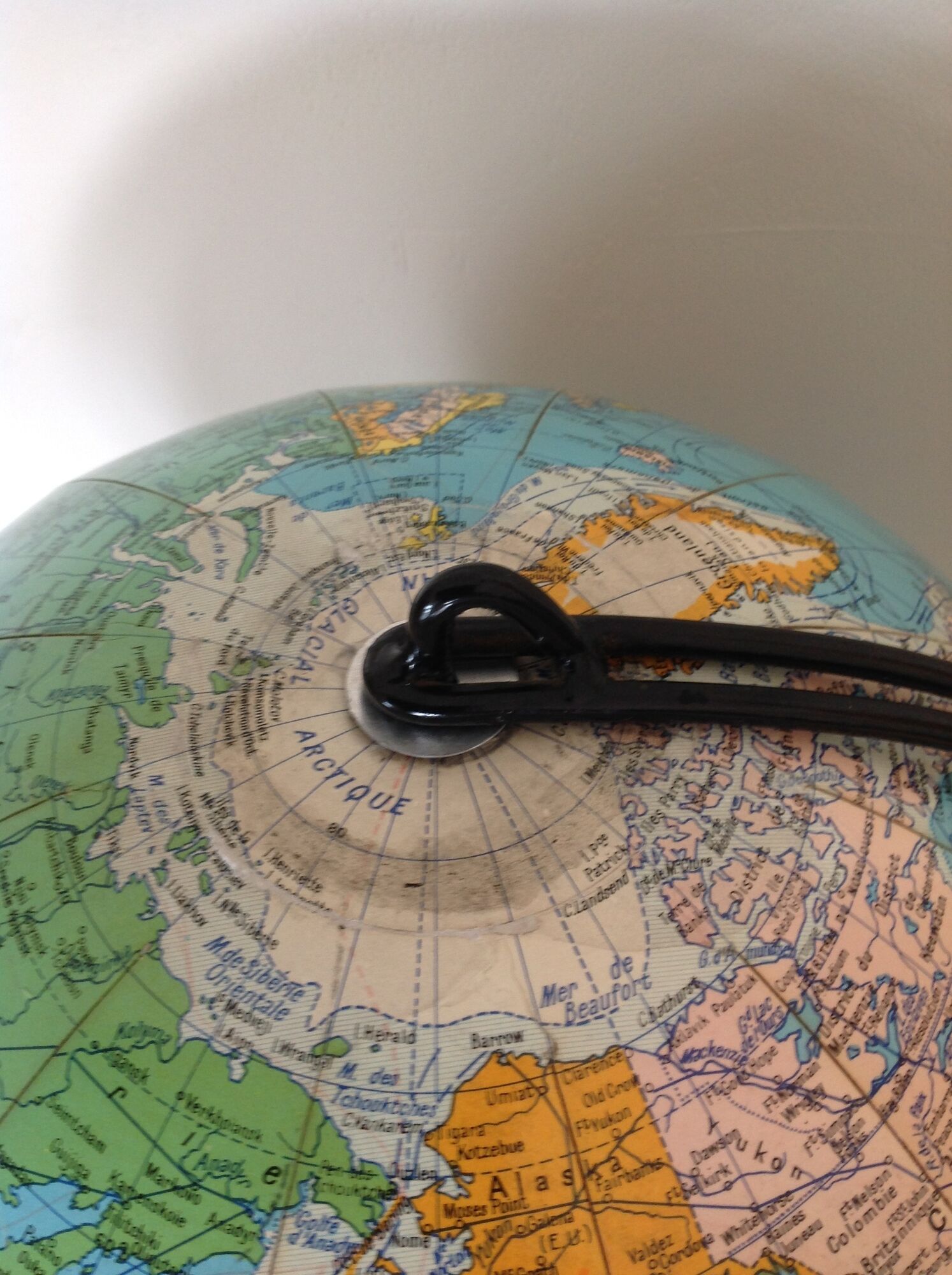 Girard Barrère cardboard globe with tripod foot /vintage 50-60s