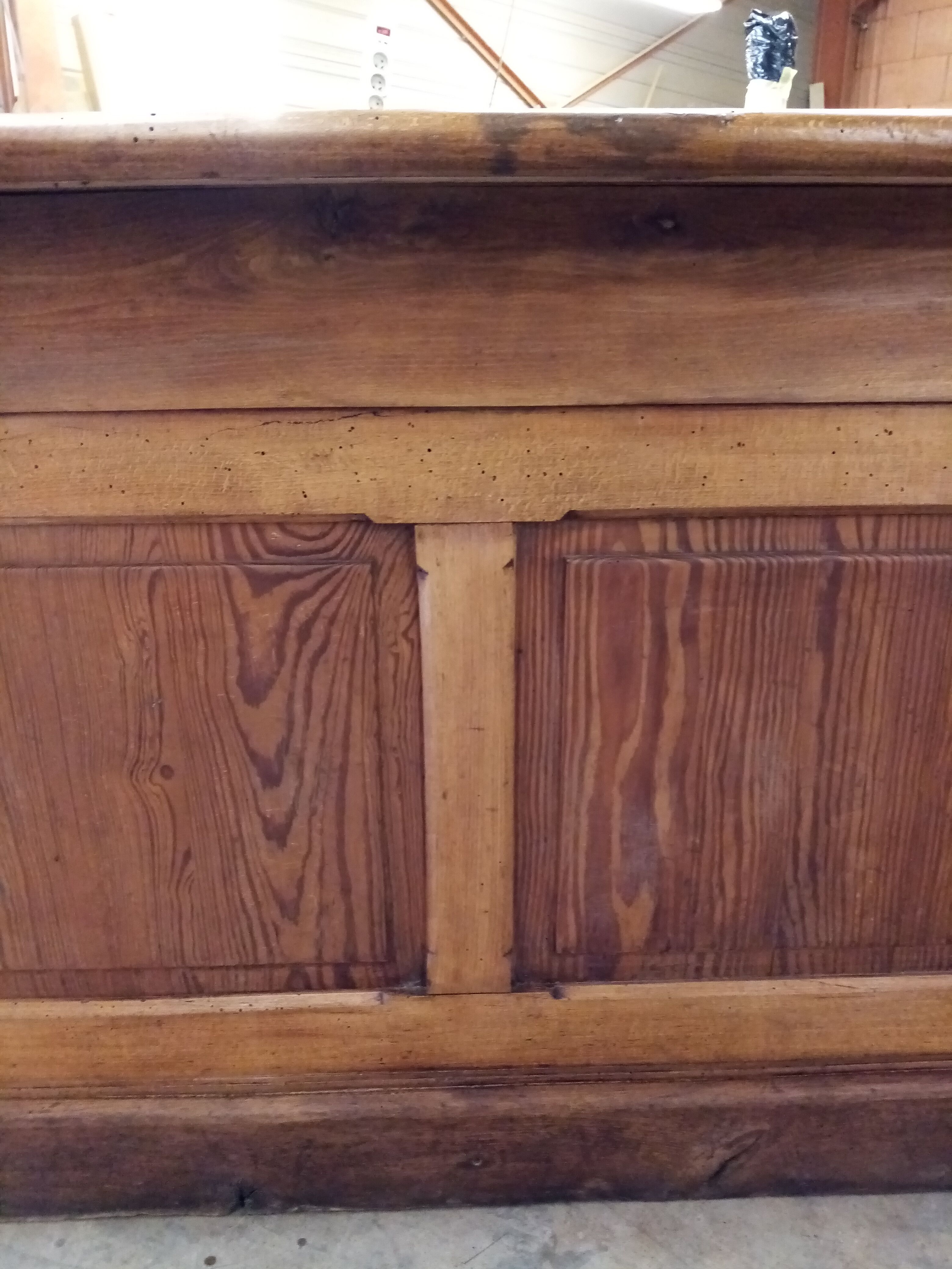 Bank of commerce, counter