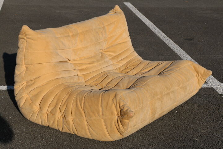 Sofa 2 seater Togo of Michel Ducaroy editor Ligne Roset