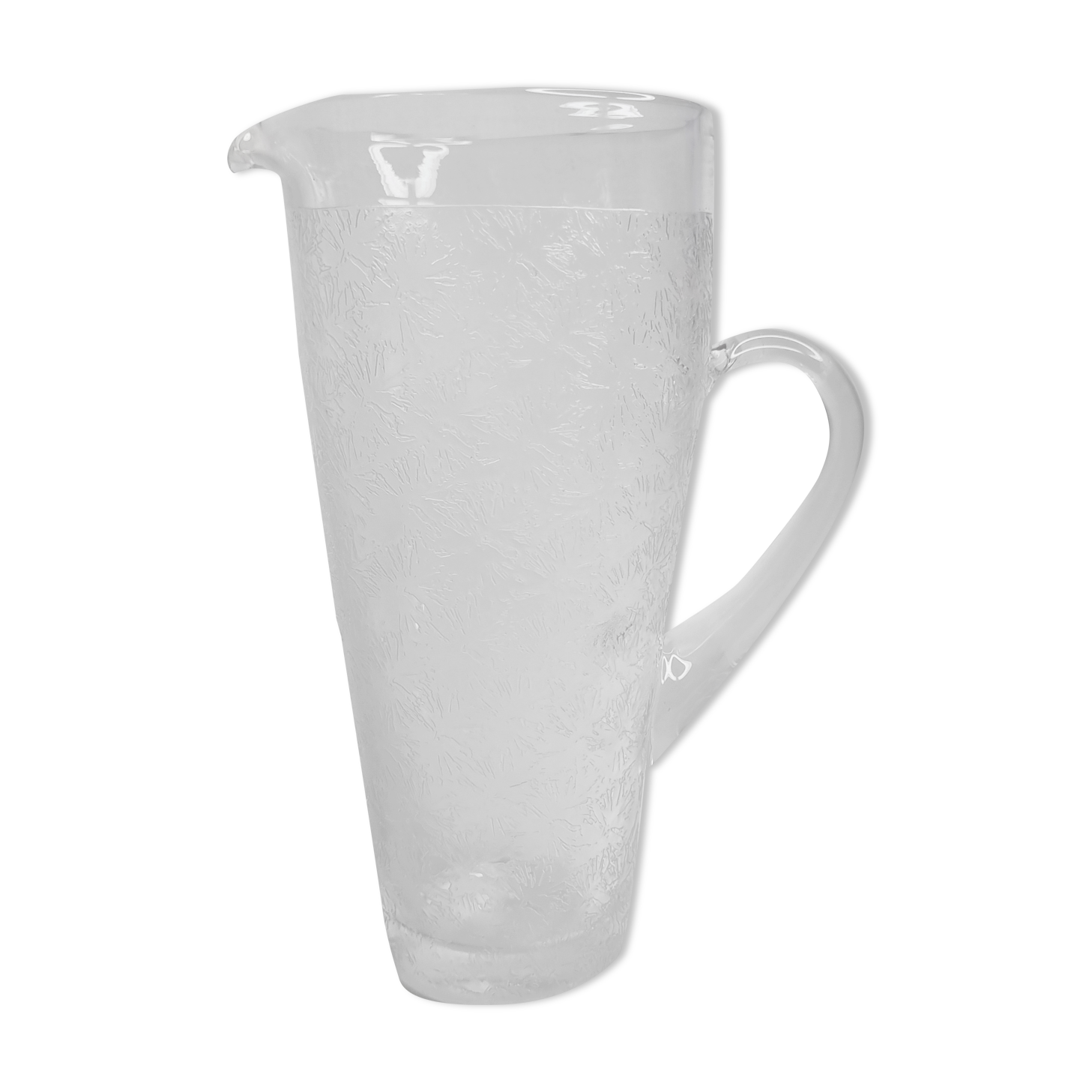 Pitcher of the Sèvres crystal plant with a "grivré" pattern, 26 cm