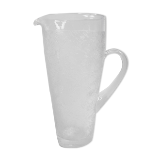 Pitcher of the Sèvres crystal plant with a "grivré" pattern, 26 cm