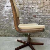 Scandinavian style swivel office chair