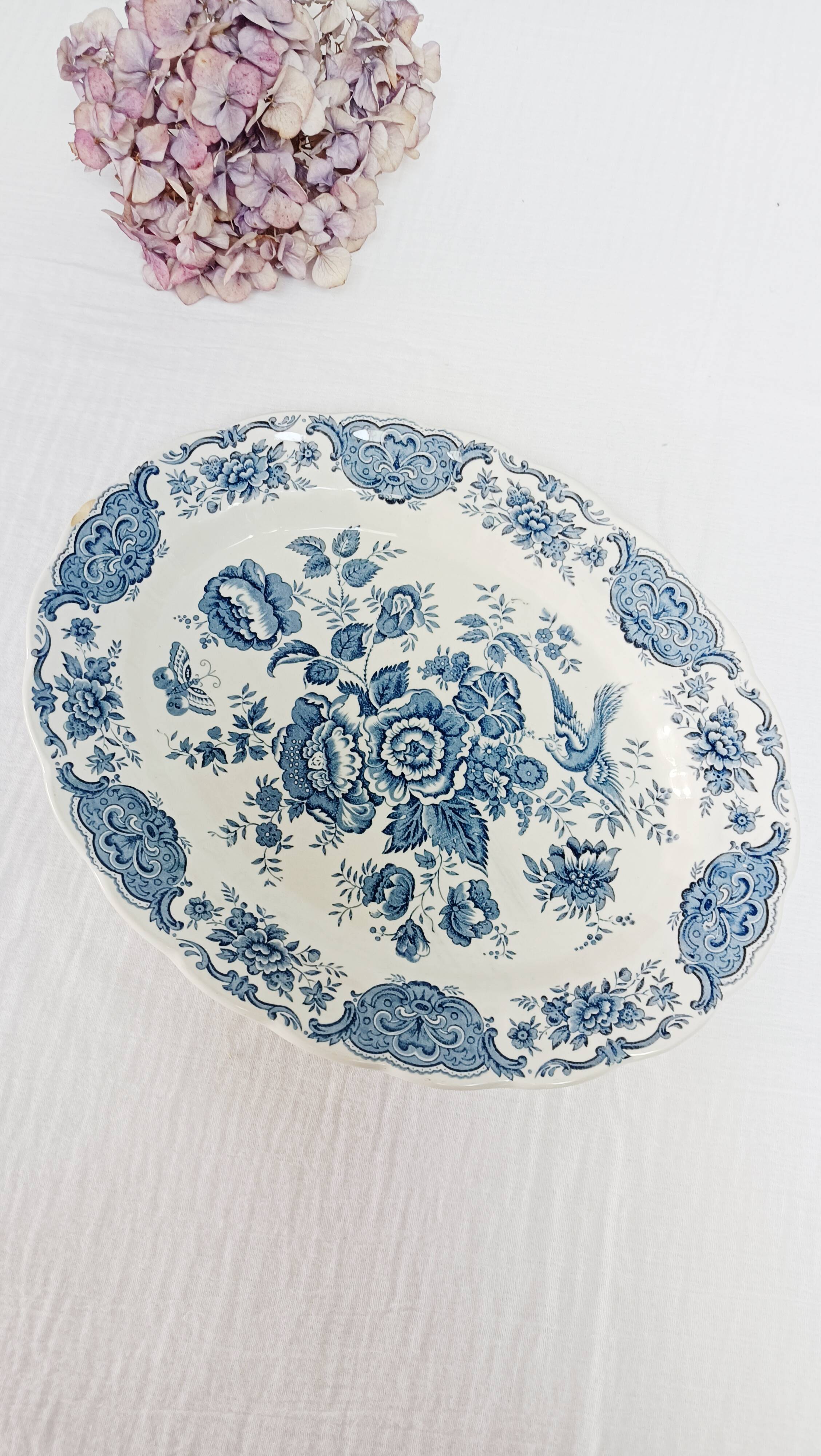 Ridgway Staffordshire oval flat, Windsor blue