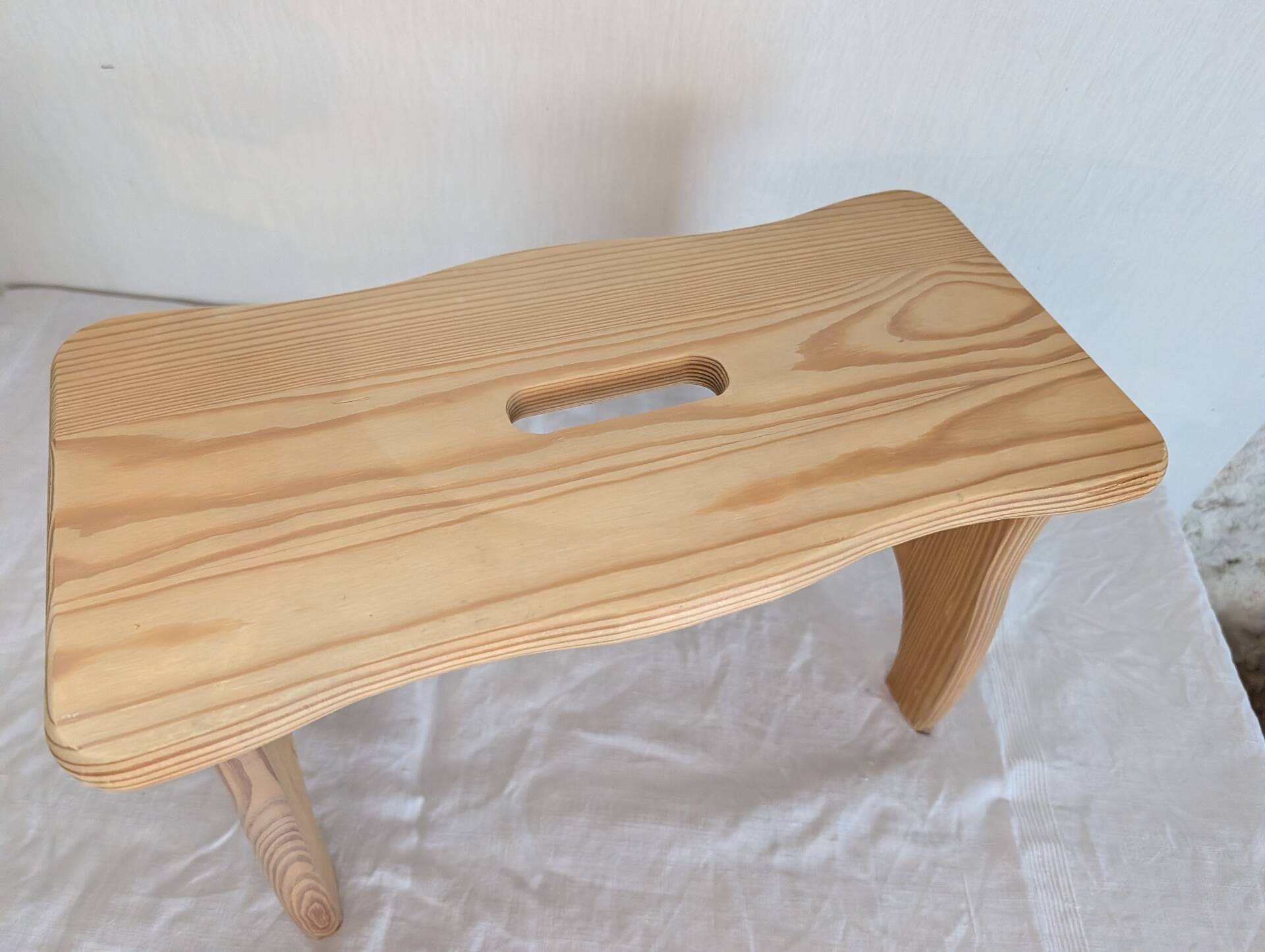 Small pine bench 1990