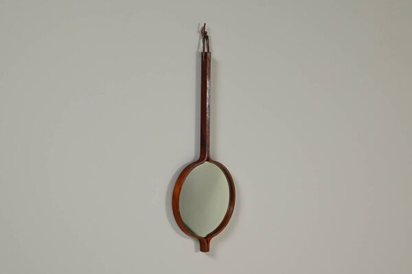 Miroir à main en palissandre de Hans-Agne Jakobsson fabriqué à Markaryd, Suède des années 1950.